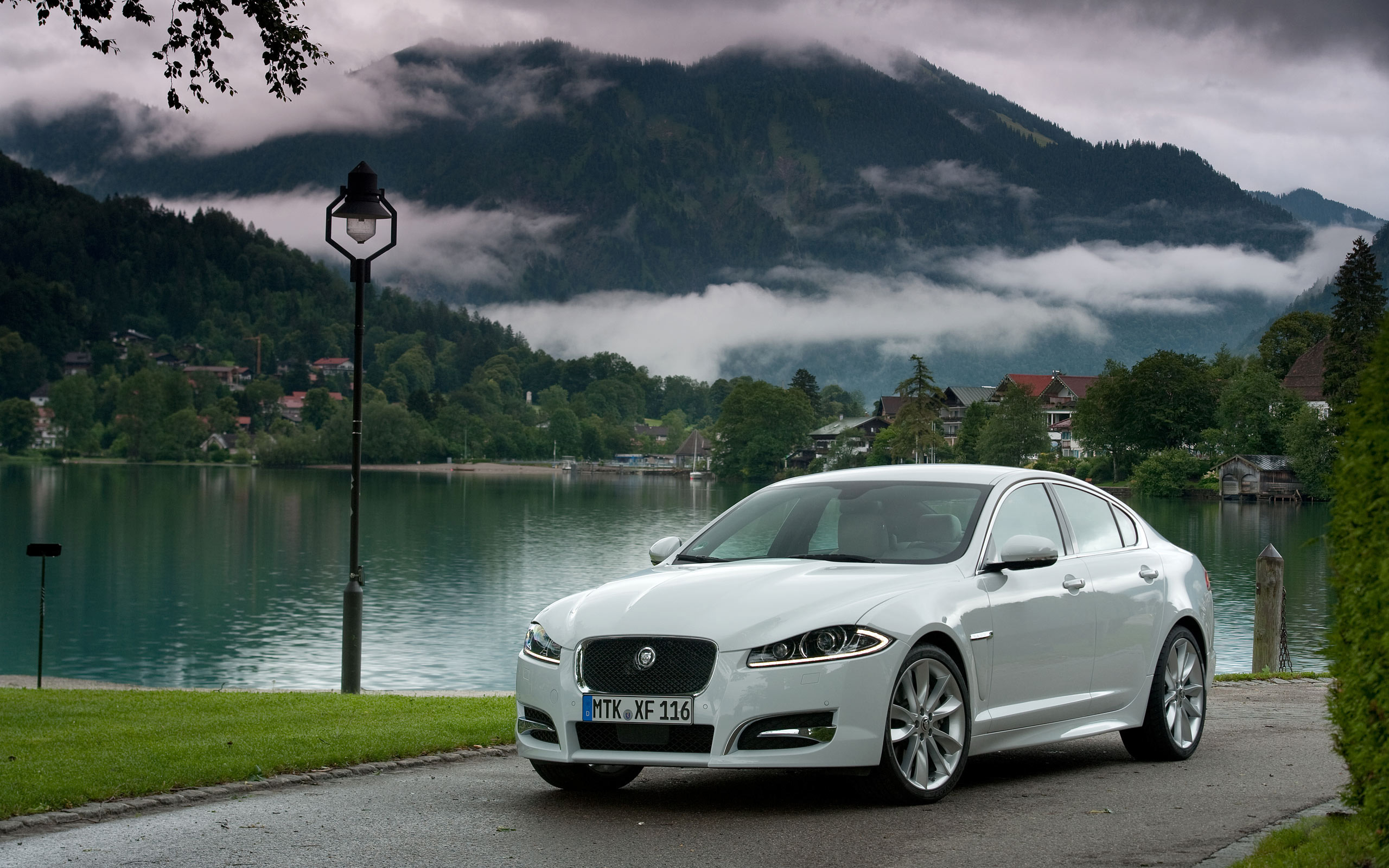 Jaguar-XF Jaguar-XF