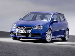 Golf R32